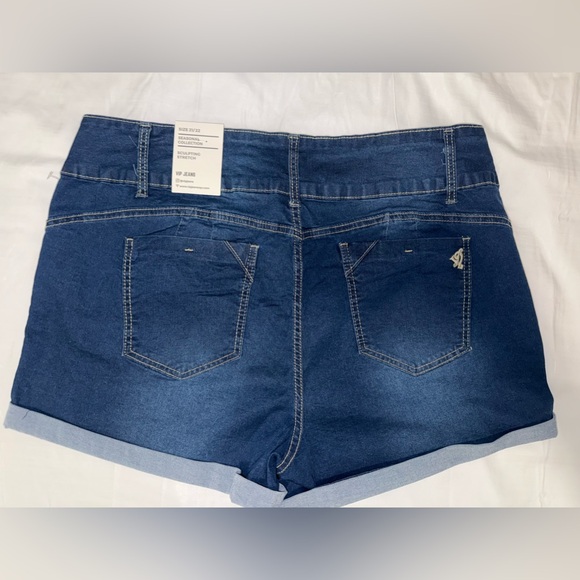 84- NWT VIP JEANS SHORT JEAN SIZE 21/22 STRETCH - Picture 2 of 6